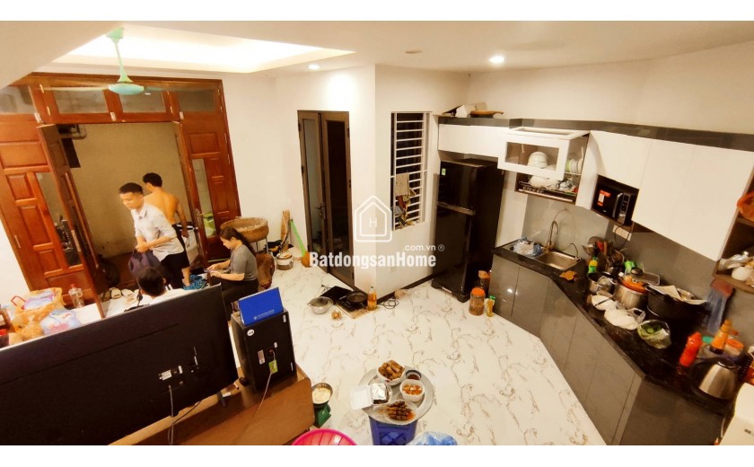 NHÀ ĐẸP DÂN XÂY - MỚI – VỊ TRÍ AN SINH TUYỆT VỜI, GẦN PHỐ, GẦN SÔNG GIÓ